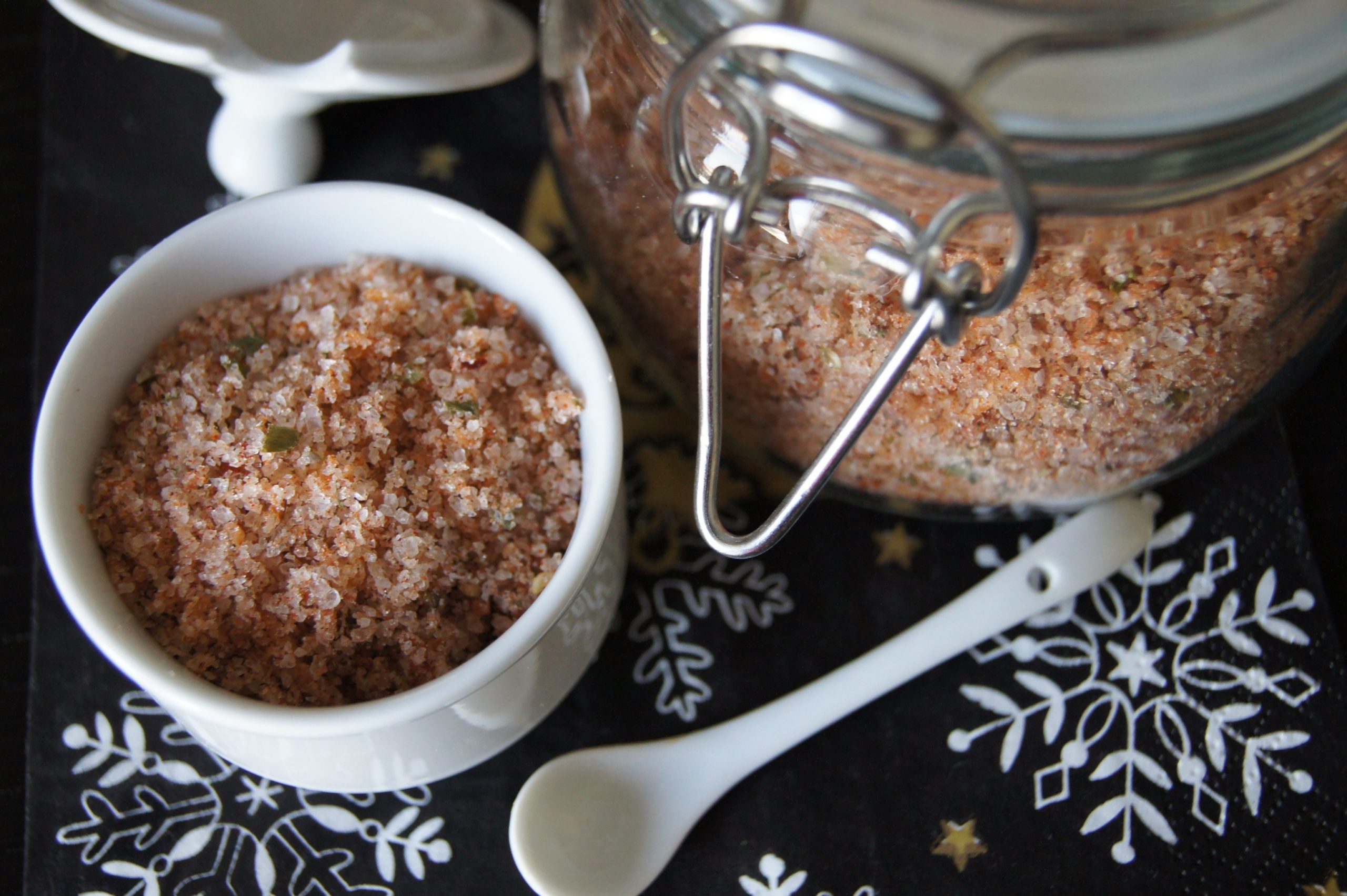 Адыгейская соль (Гатлукайская соль)
