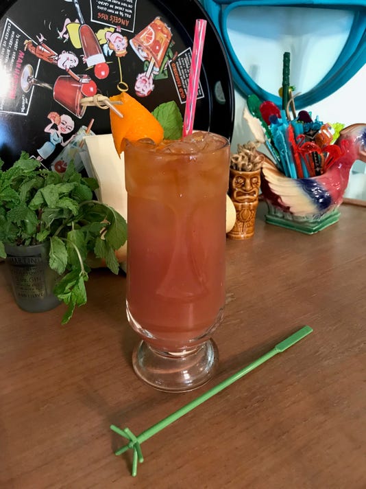 Коктейль Island Swizzle